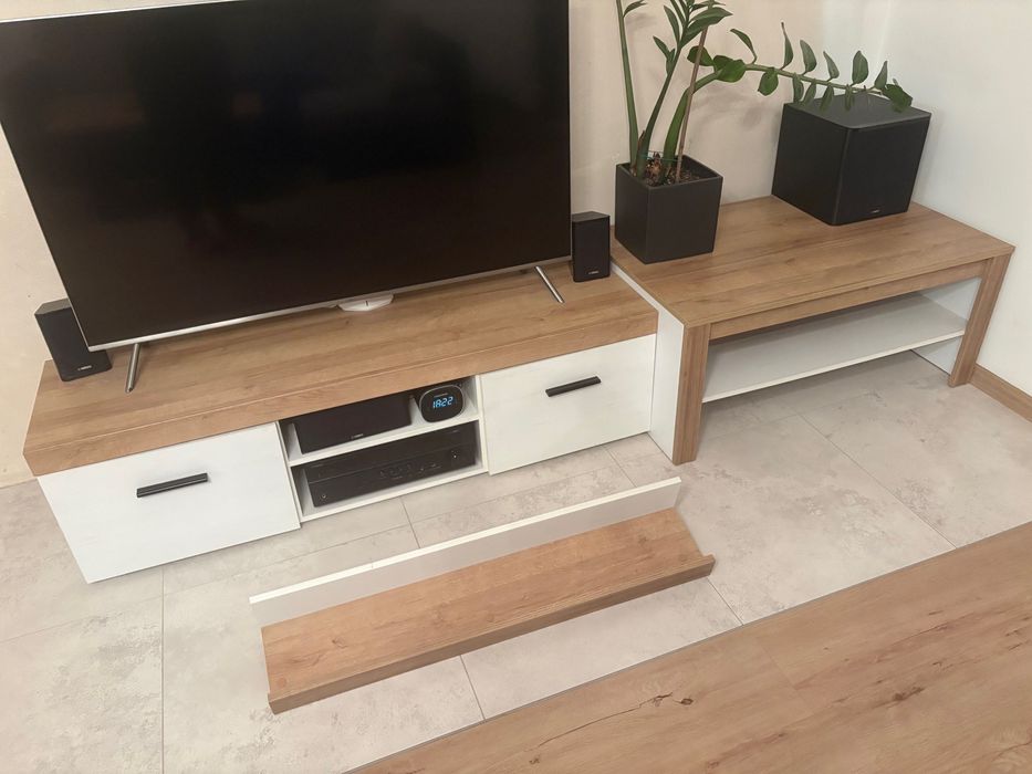 Komplet szafka rtv, stolik kawowy, półka