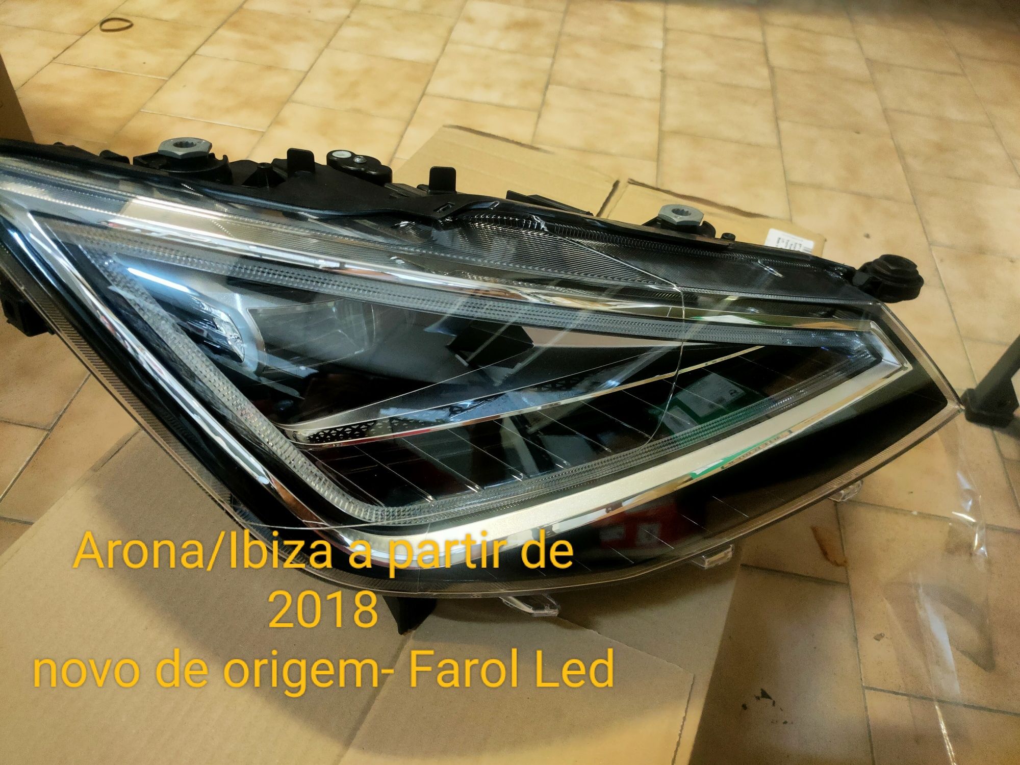 Farol SEAT Leon/Ibiza Novo Original
