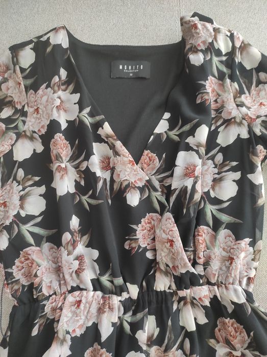Миле плаття Mohito розмір S шифон