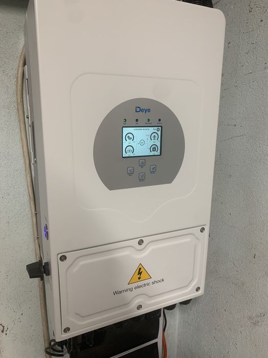 Deye. PYLONTECH. Інвертор,акумулятор.