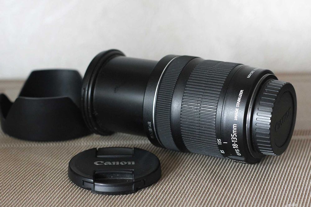 Canon 18-135 f/3.5-5.6 IS STM