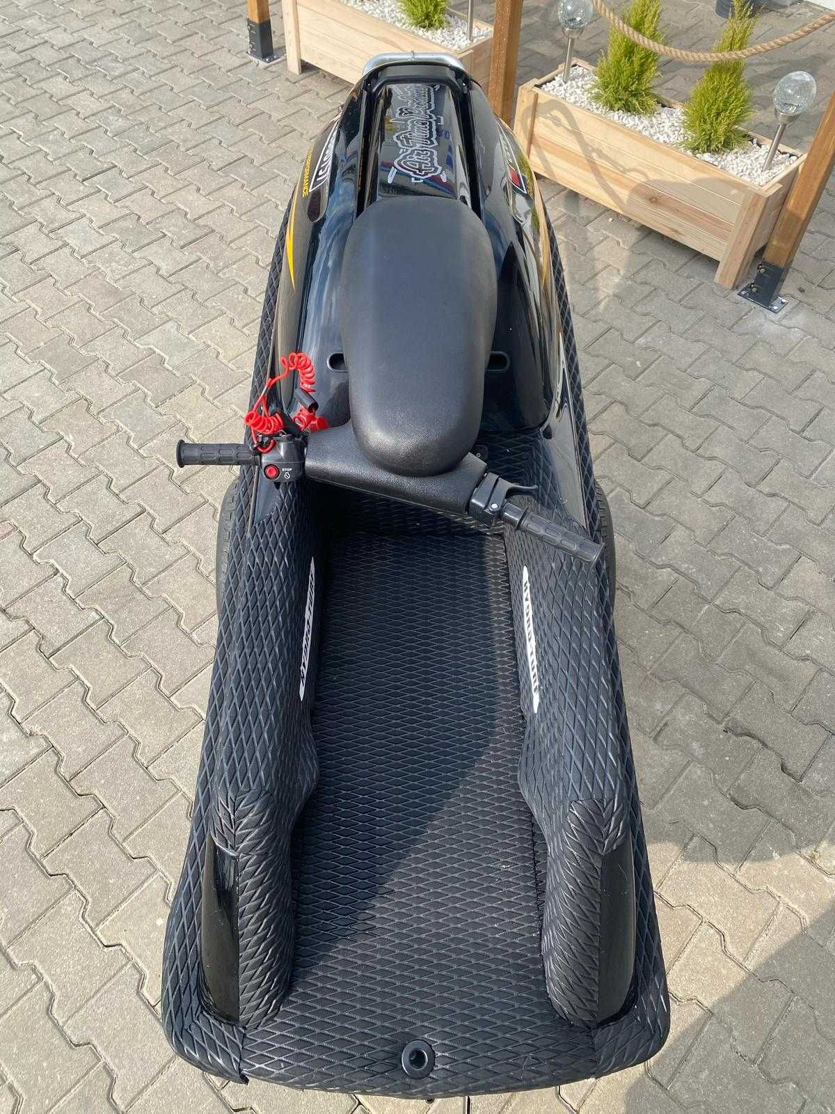 Skuter wodny Yamaha Super Jet 700 SJ700 Stojak