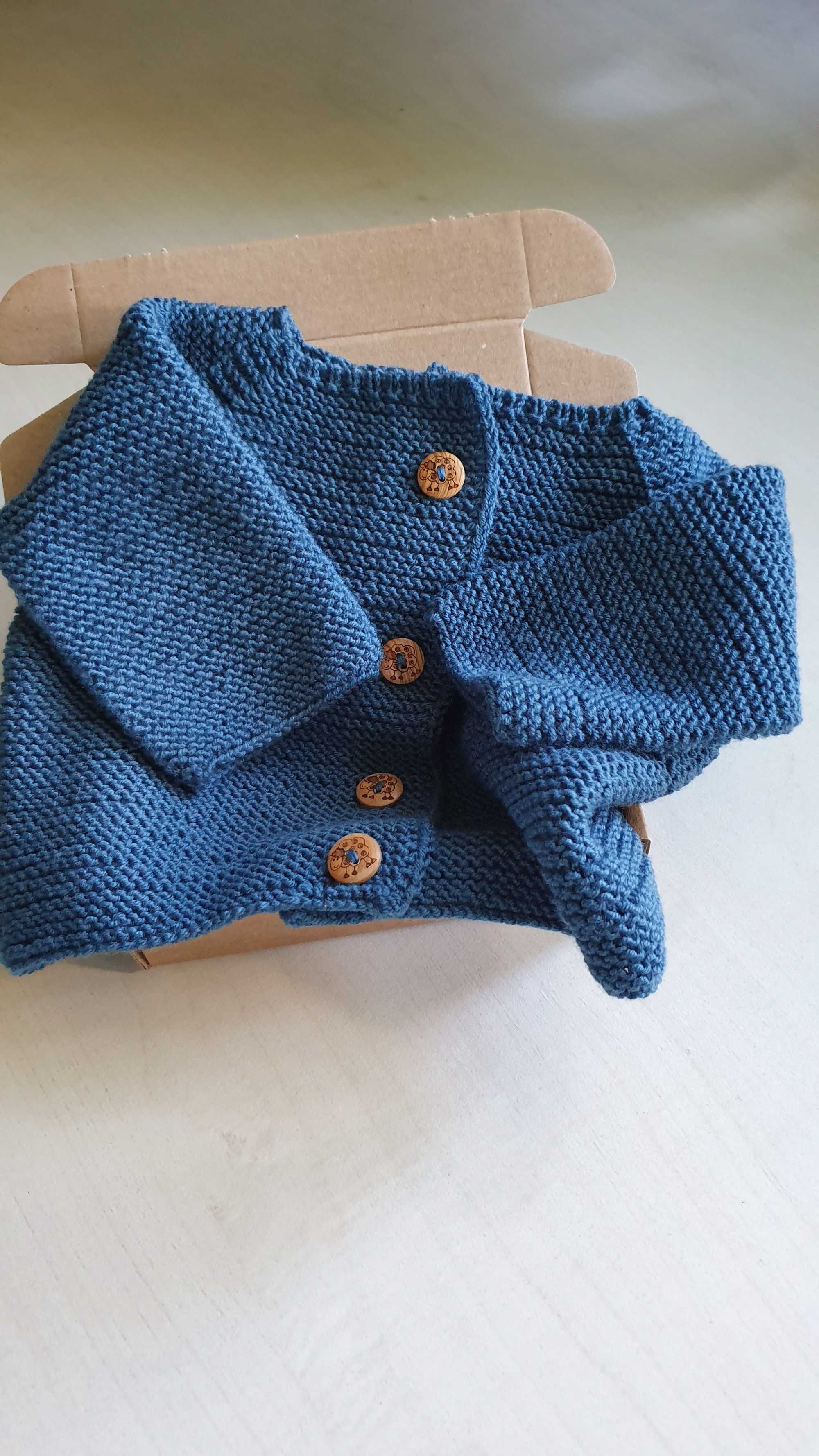 Sweterek niemowlęcy merino