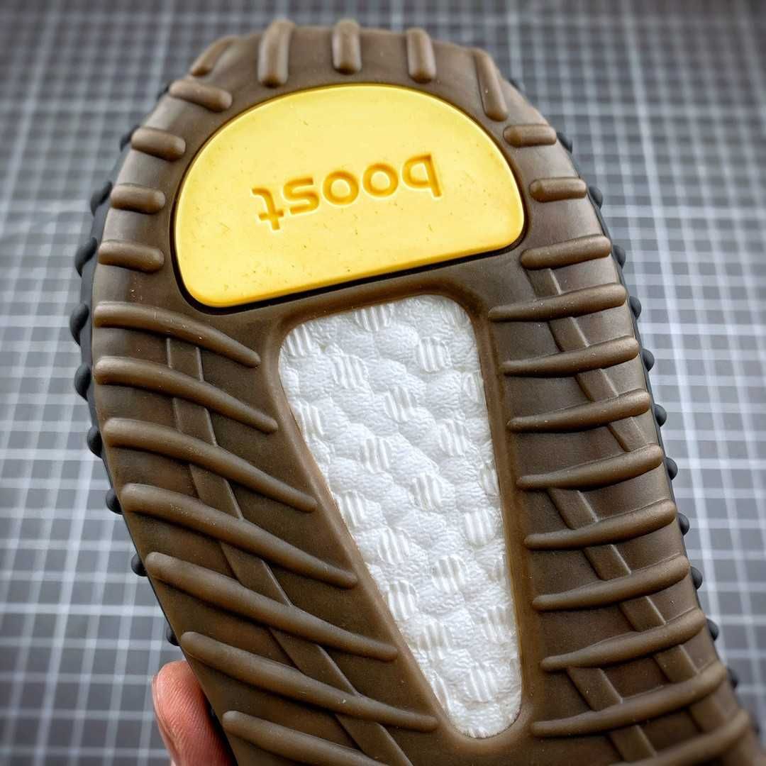 Buty męskie adidasYeezy Boost 350V2 Cinder nowy z metką R.40