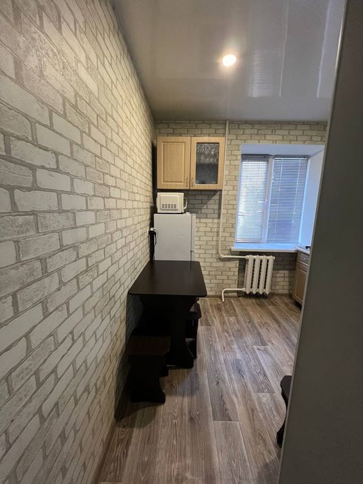 Сдам 1 к кв.-ру.на Космосе  по ул.Сытова  тц,,Варус,,