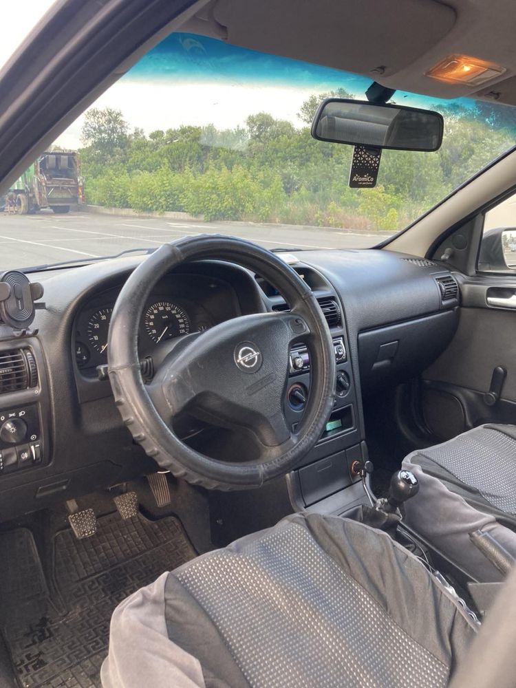 Opel Astra g.