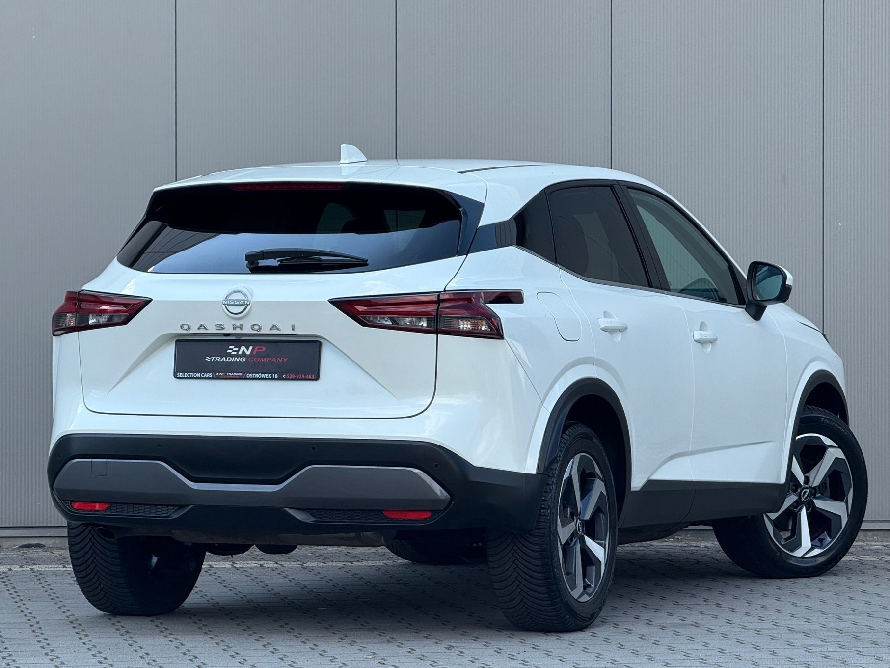 Nissan Qashqai 1.3 DIG-T Bezwypadkowy ! Bogate wyposażenie!