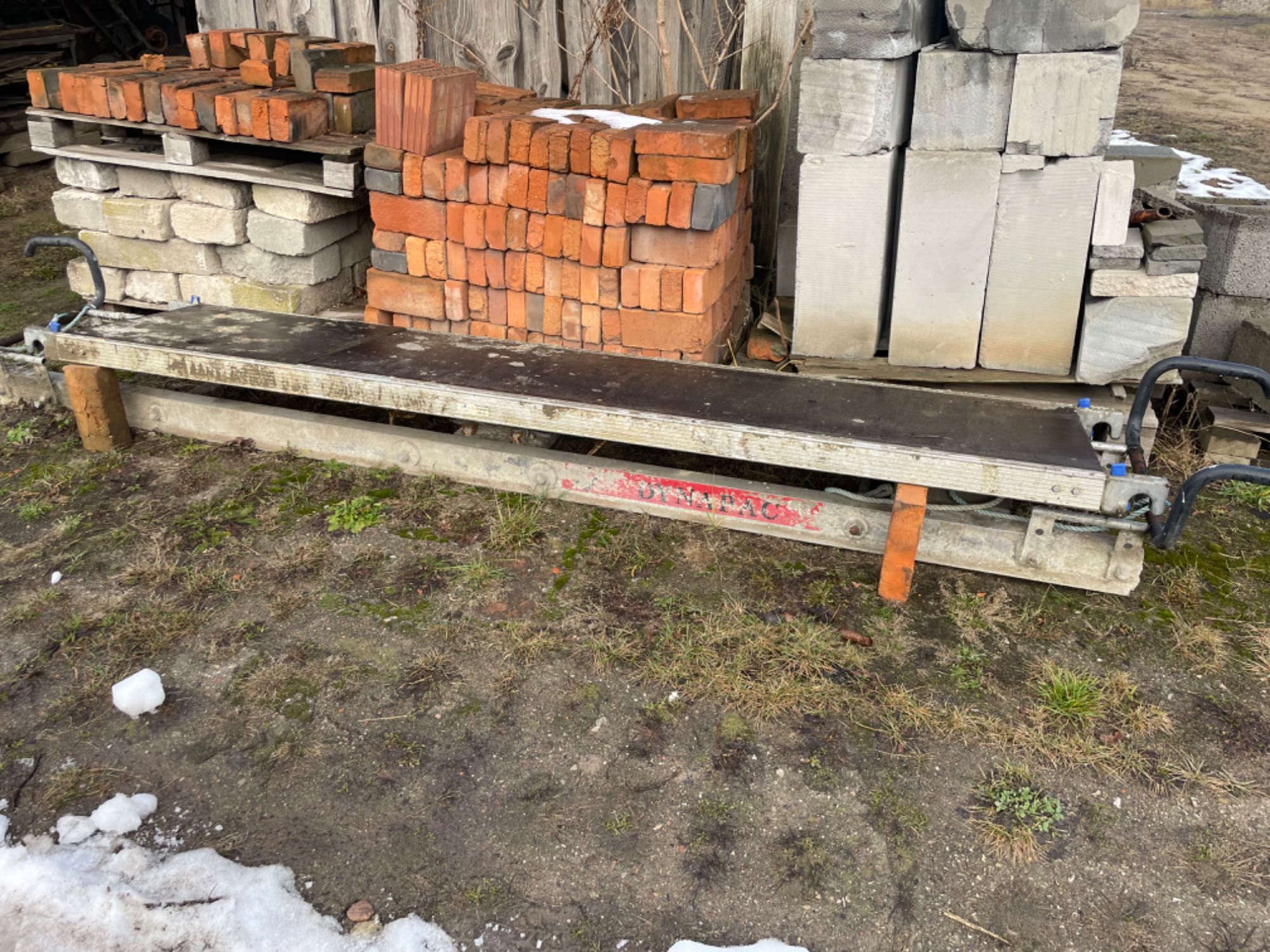 Podwójna  Listwa Wibracyjna DO BETONU DYNAPAC 3.20m