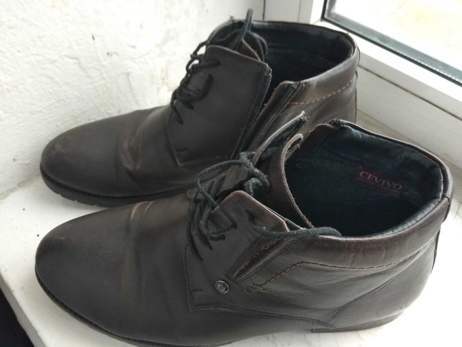 Продаються чоловічі шкіряні черевики CEVIVO 42 розм за 250гр