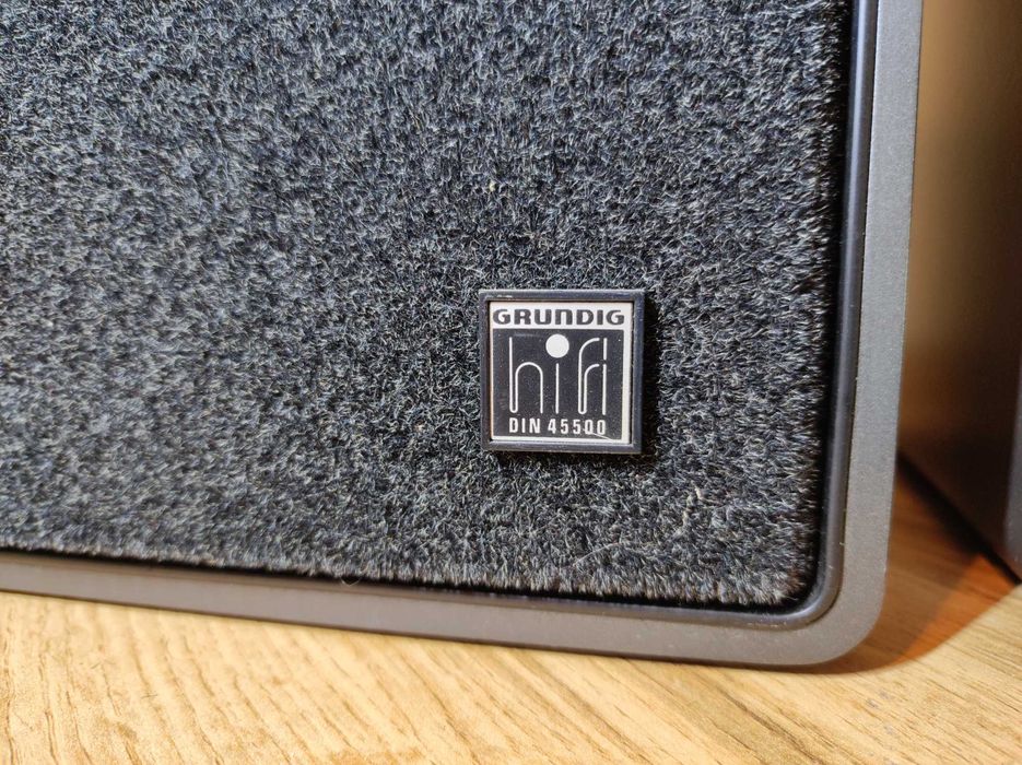 GRUNDIG Super Hifi Box 450 professional – wybitne niemieckie monitorki