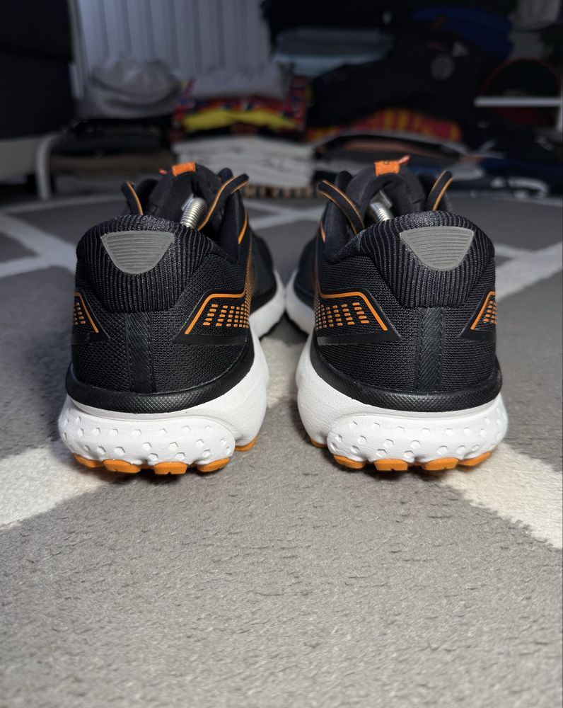 Brooks Ghost 12 męskie sportowe buty do biegania biegówki 44.5