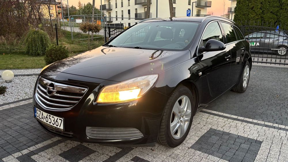 Opel Insignia Opel Insignia 2.0 CDTI 130 KM Sports Tourer.