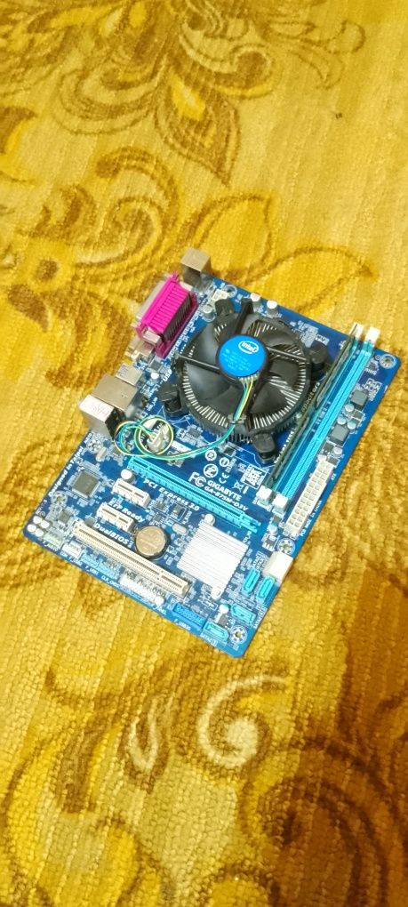 Gigabyte GA-B75M-D2V.+ проц+ кулер