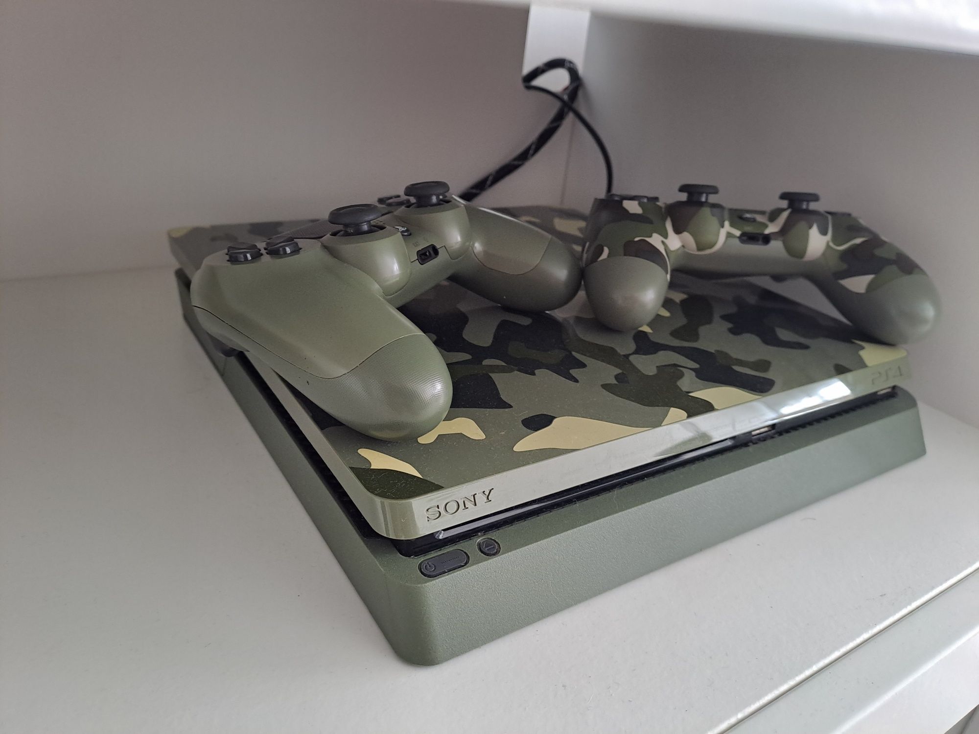 Ps4 Slim 1TB impecavel Original