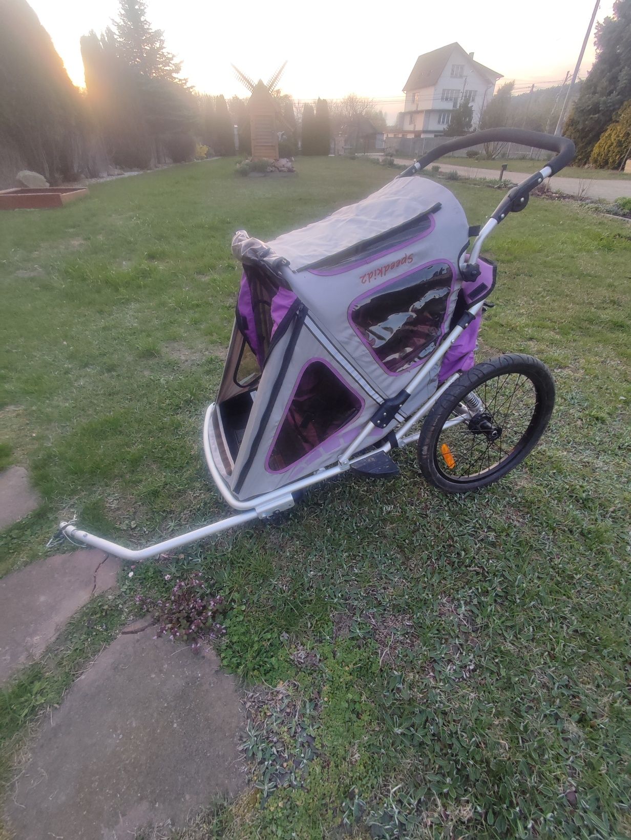 Przyczepka rowerowa  do roweru dwoje dzieci aluminiowa qeridoo speedki
