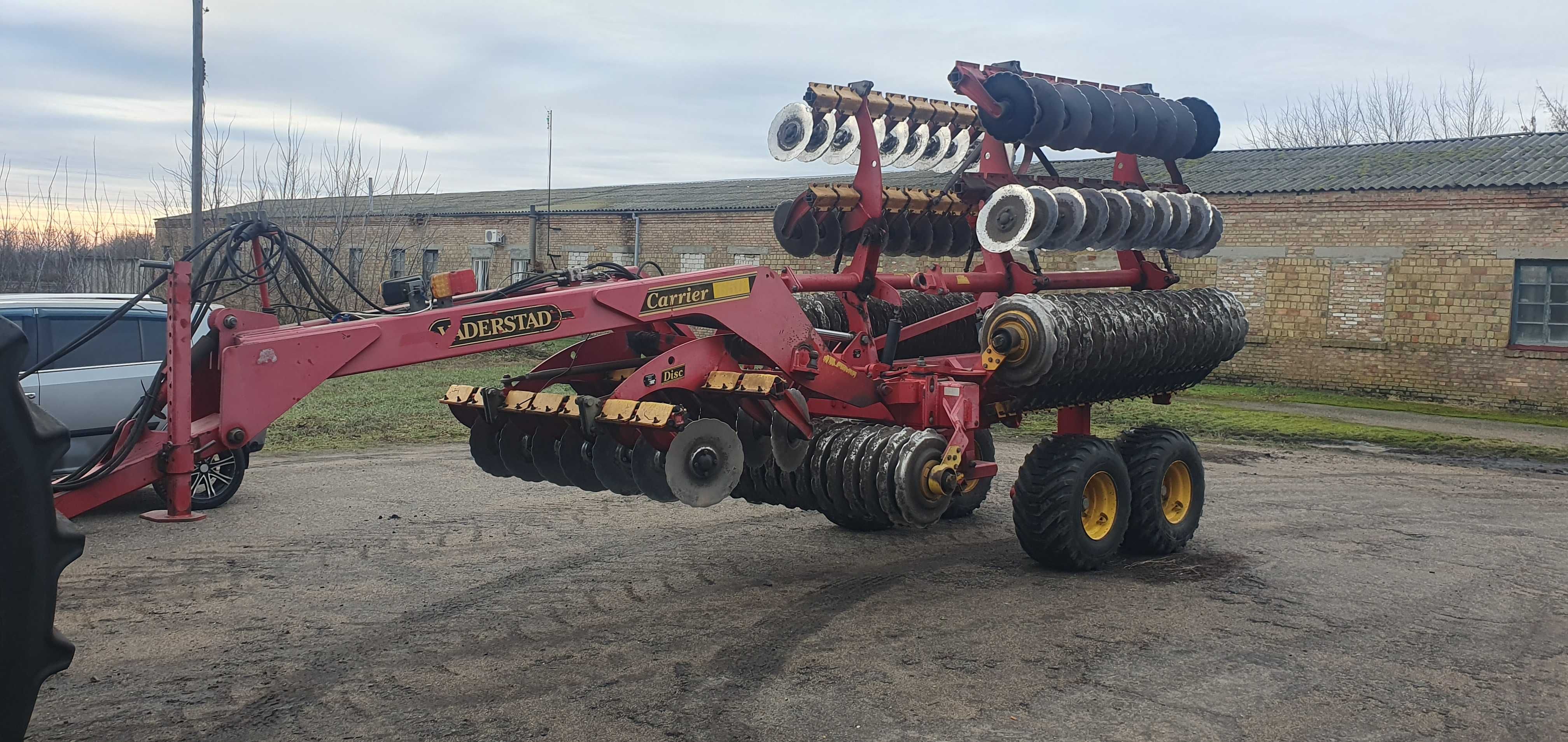 Дисковий культиватор Väderstad Carrier 650