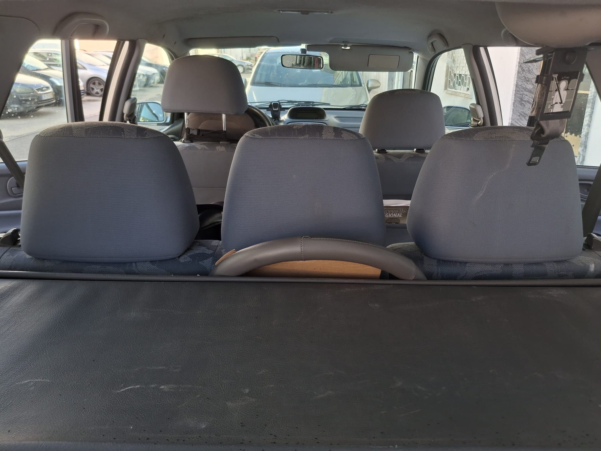 Mitsubishi Space Star 1.3 16V 83cv com mala no tejadilho