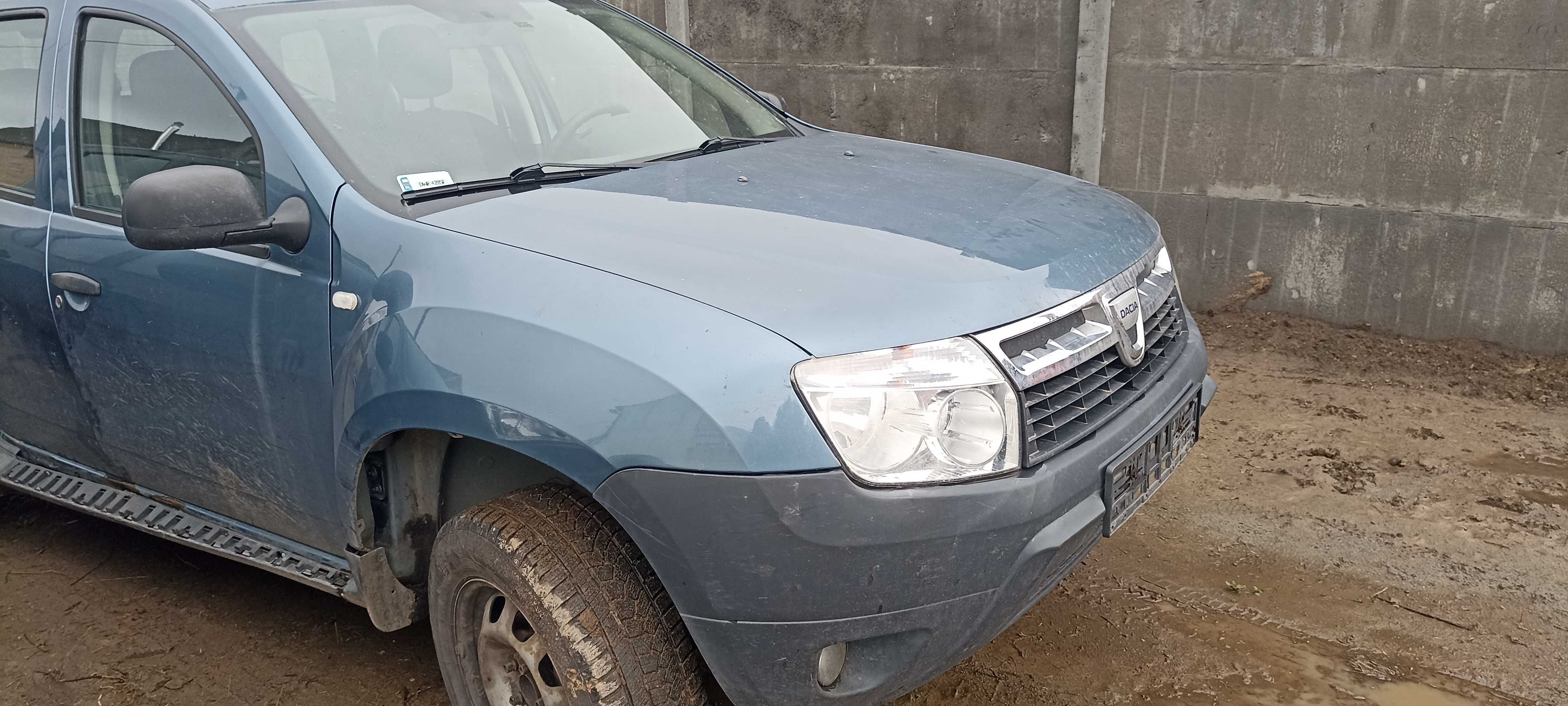 zderzak przód przedni  duster dacia 1.5 dci lak TERNF