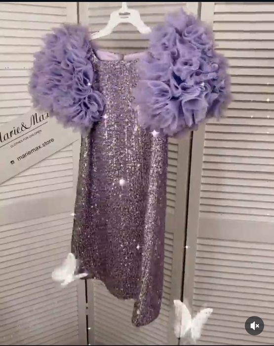 Плаття  на дівчинку