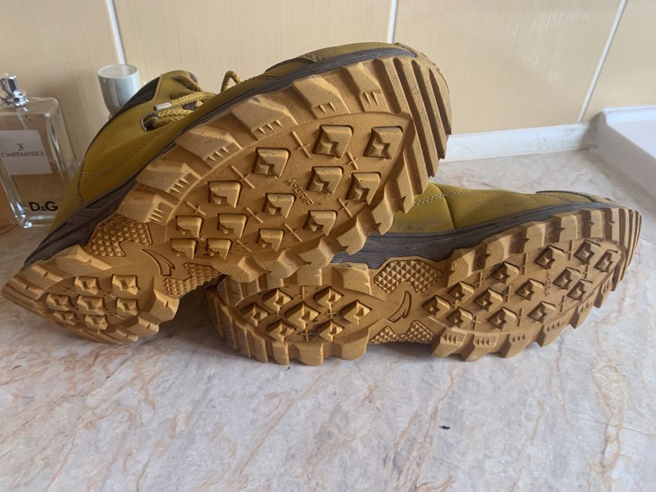 СРОЧНО!!!Кросівки ботинки фірми Anta 26 см 40розмір