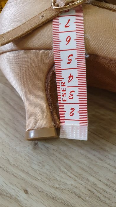 Танцювальні туфлі для бального стандарту 35 р.