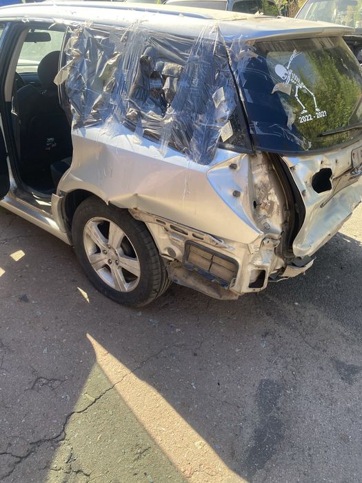 Subaru LEGASU 2004р 2.0 бензин