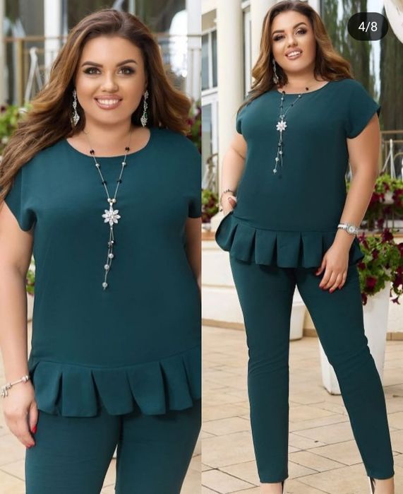 Очень красивый костюм,новый,р.60-62