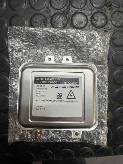 Przetwornica opel insignia A bez błędu jak oryginał hella nowa ! 720