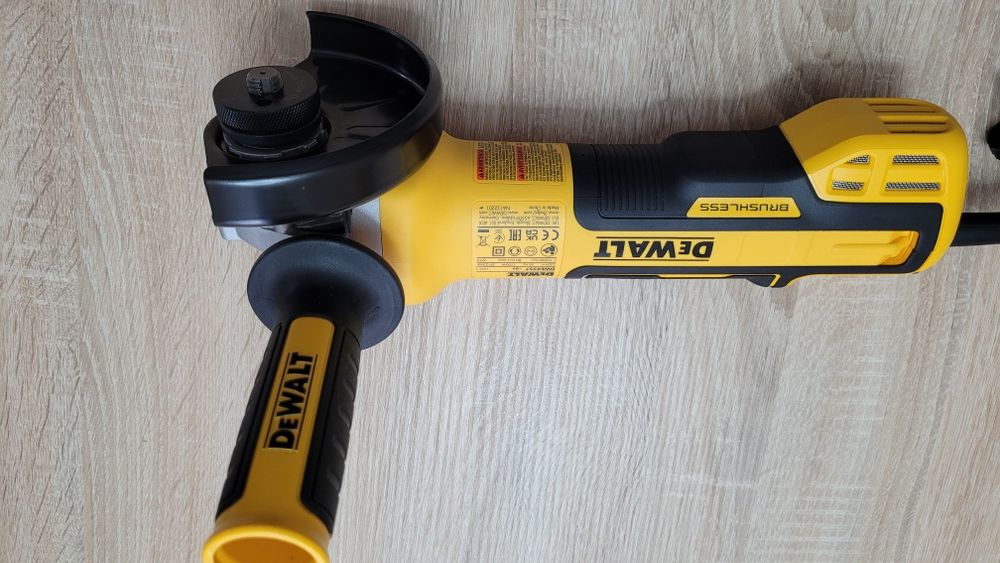 Szlifierka DeWalt DWE4357QS 1700w