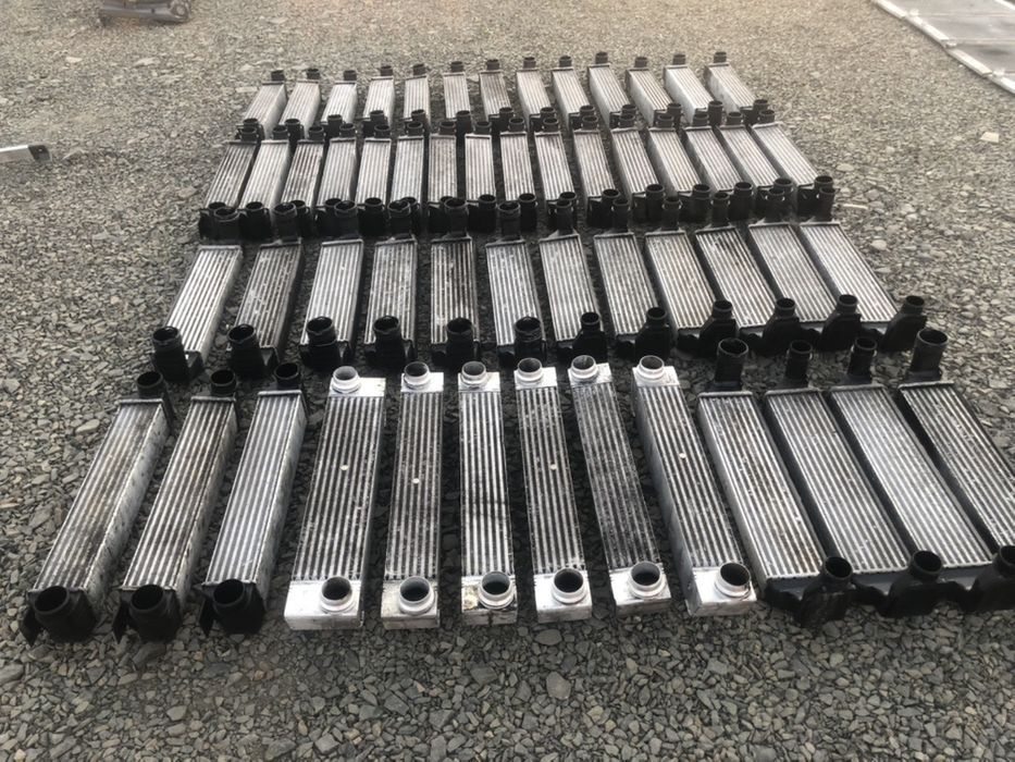 Продам Радіатор Інтеркулера на Бмв Е39 Е46 Е60 Радиатор Интеркулер