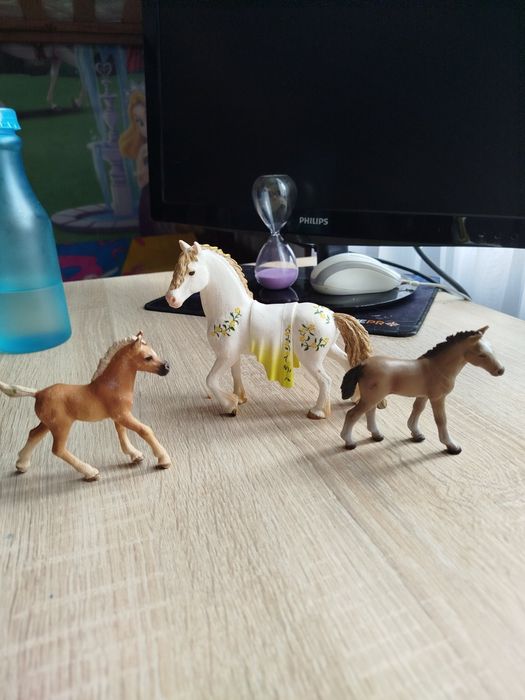 Фігурки schleich, шляйх. Слон, леа, кінь, динозавр