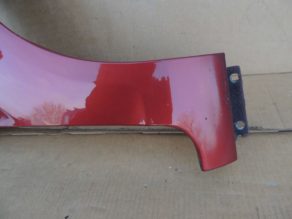 Błotnik przedni prawy Ford Fiesta MK7 08,09,10,11,12,13,14,15,16,17 T9