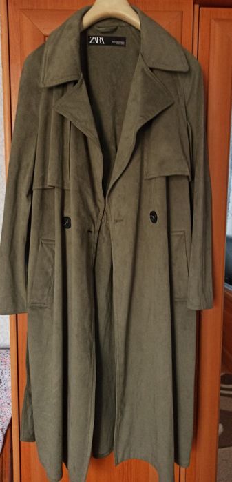 Тренч Zara кольору хакі