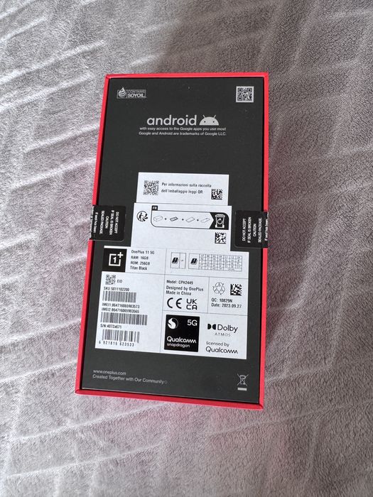 Telefon OnePlus 11 256 GB