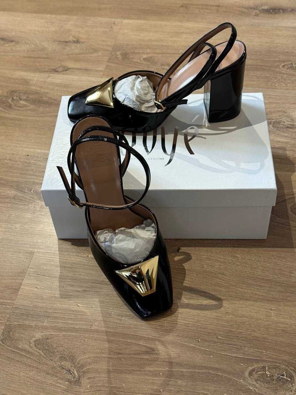 Buty skórzane Włoskiej marki OVYE
