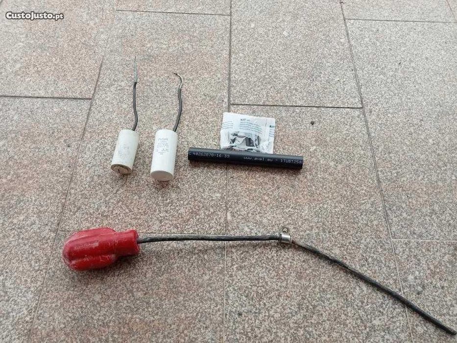 2 condensadores capacitores da bomba de água,e uniões de cravar emenda