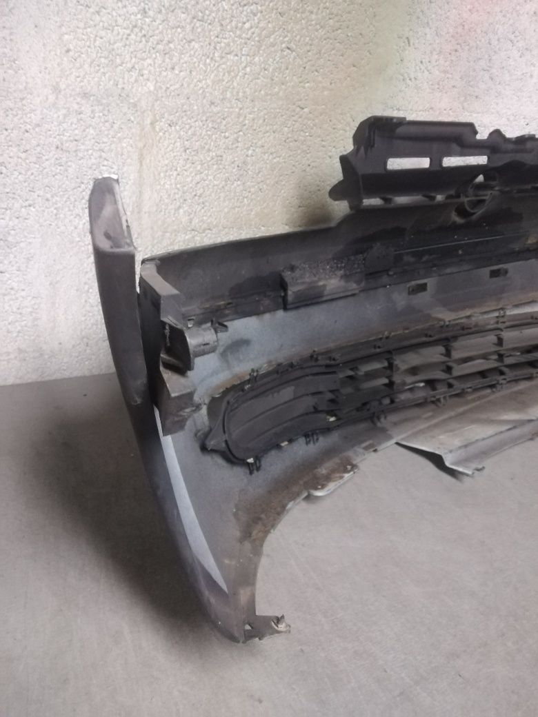 Vendo Para-choque de frente Opel corsa B ano 2000 /02