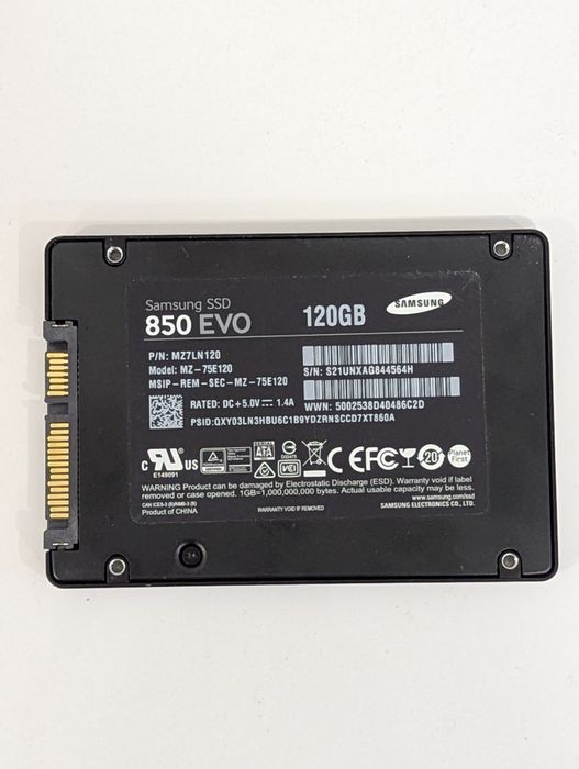 Samsung SSD 850 EVO 120 GB, Kingsmax 128 GB + пам'ять 8 GB