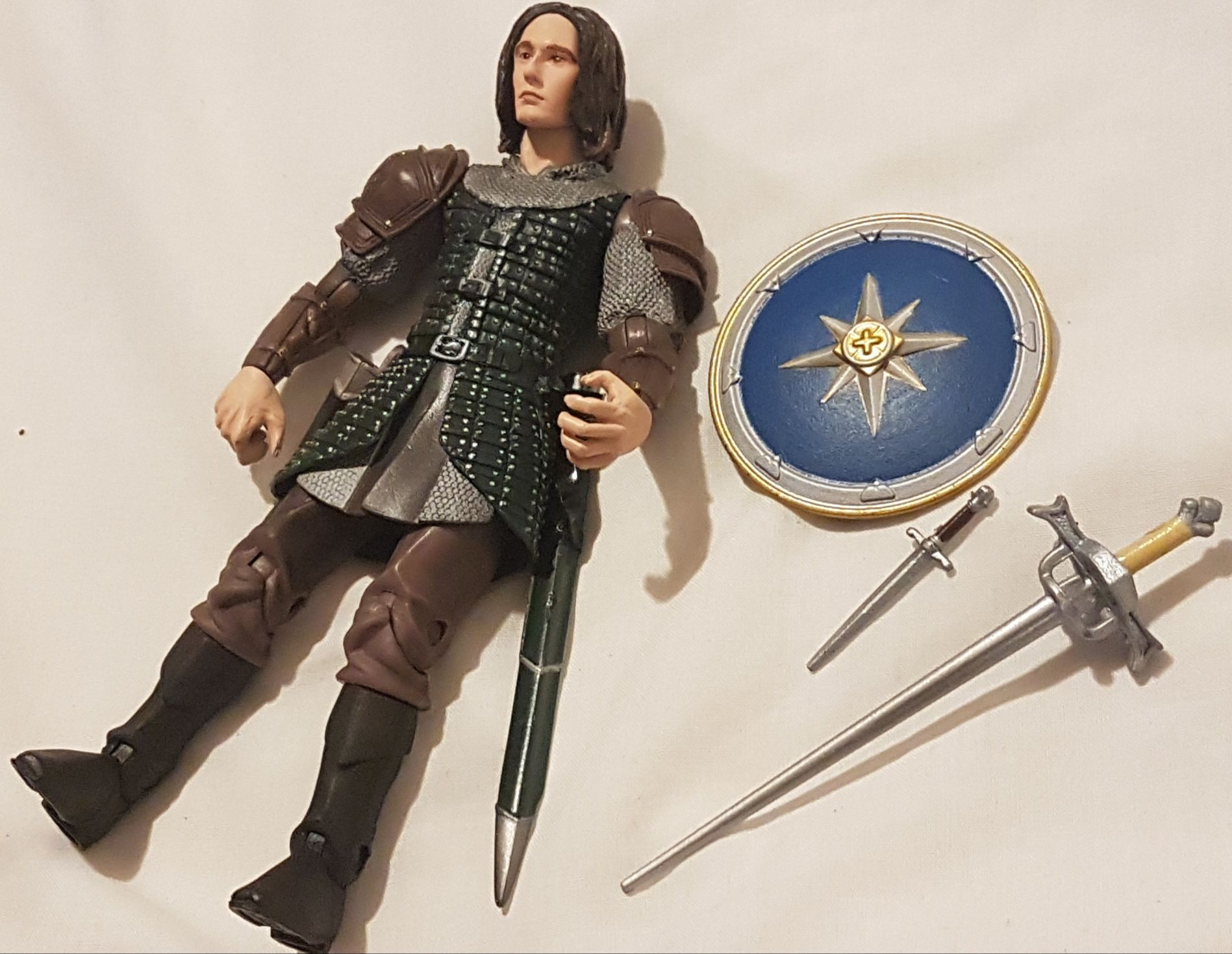 Figura Cronicas de Narnia príncipe Caspian (vendo ou troco)