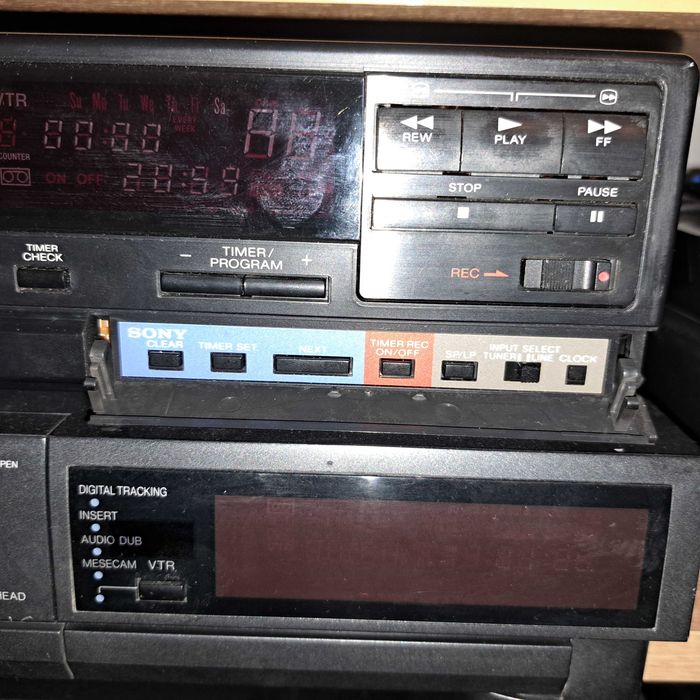 Unikatowy Magnetowid Video 8 Sony EF-A200PS