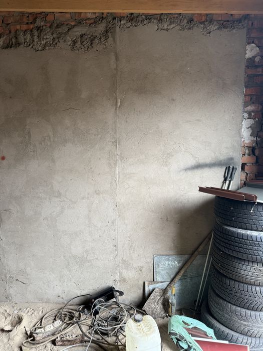 Продам гараж  в районі електричних мереж