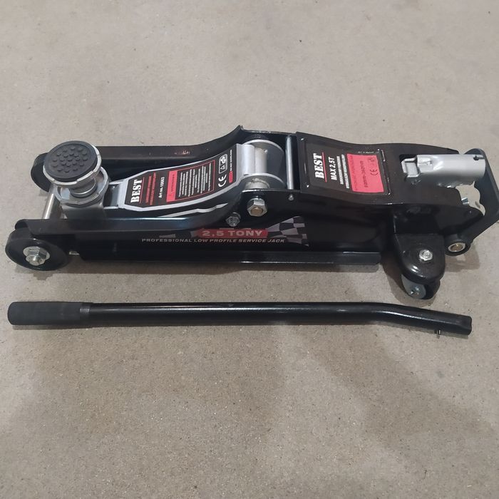 Podnośnik samochodowy