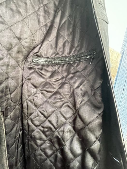 Casaco de homem em pele