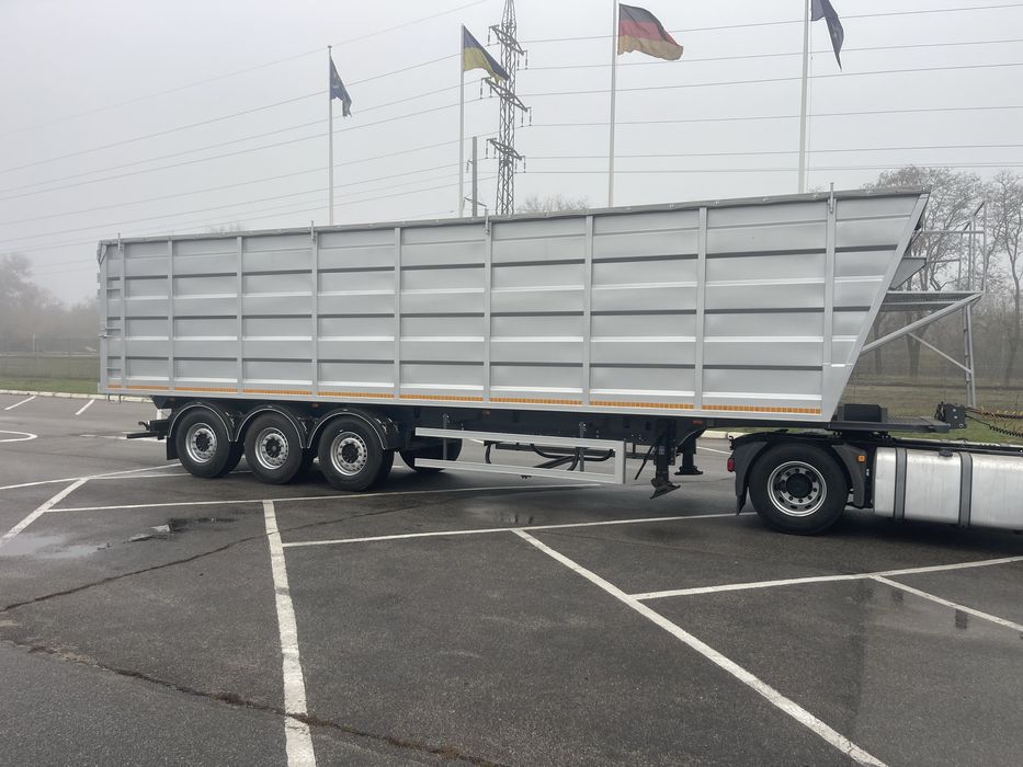 Полуприцеп самосвал Schmitz