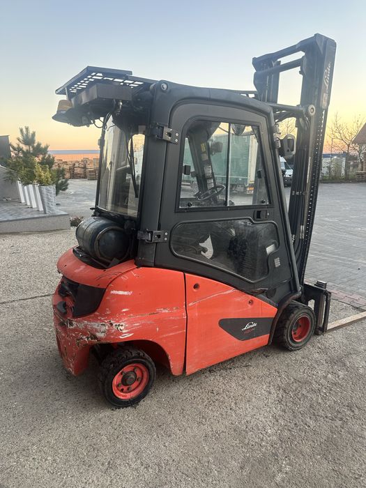 Wózek widłowy  linde h20 2013 rok