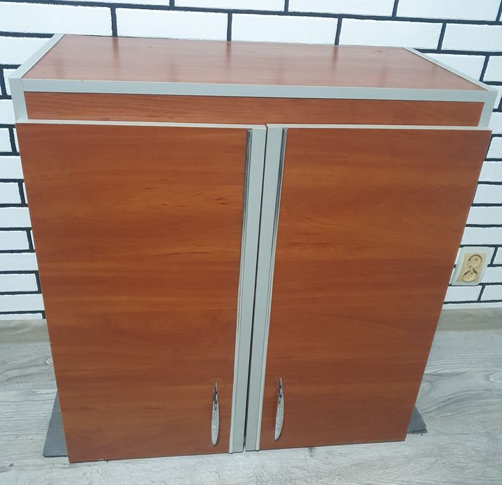 Шкафчик или под тумбочку