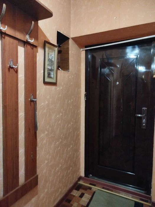 Продам 1-комн кв р-н Одеской, 2/2, ул. Зерновая 16000 торг