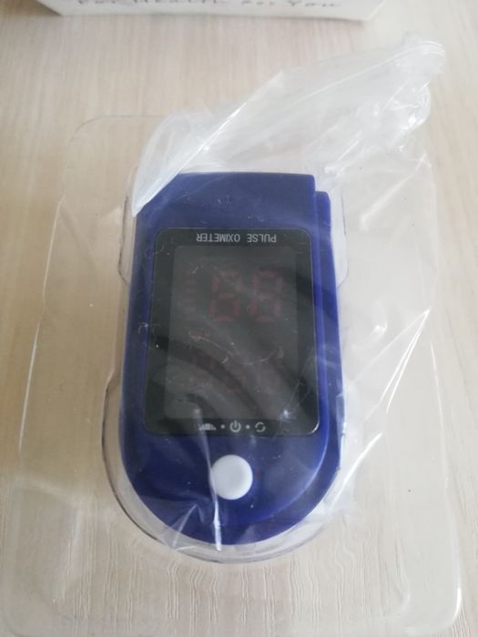 Пульсоксиметр Fingertip AB-88. Новый. Торг уместен.