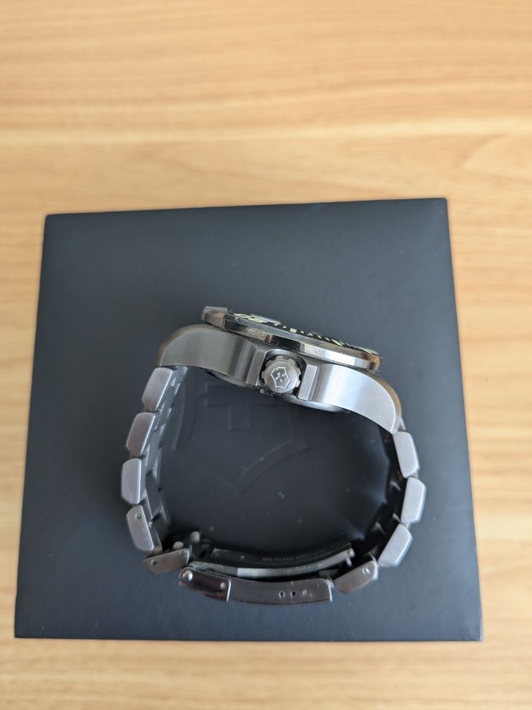 Victorinox Dive Master 500 automatic gun metal grey