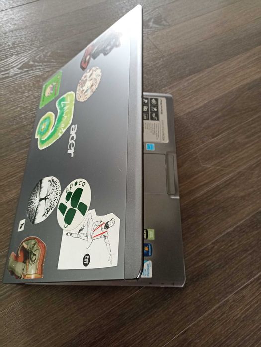 Portátil Acer Aspire 4GB/320GB